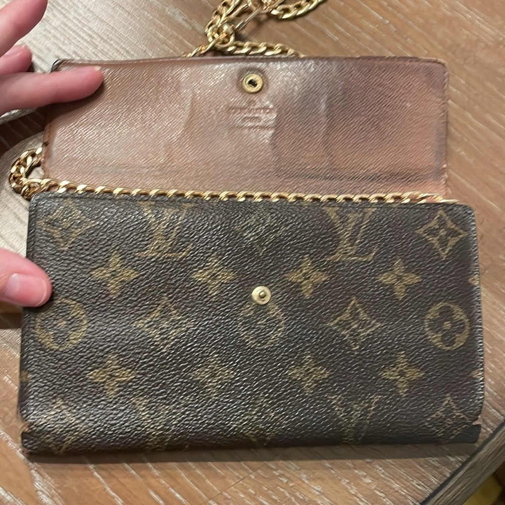 SALE PRICE FIRM Louis Vuitton International Trifold Monogram Wallet - Picture 5 of 10